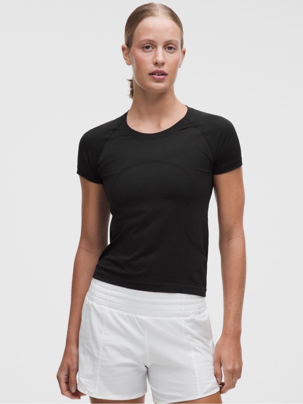 Lululemon Women’s Swiftly Tech Short-Sleeve Shirt 2.0 Waist Length Black Size 6